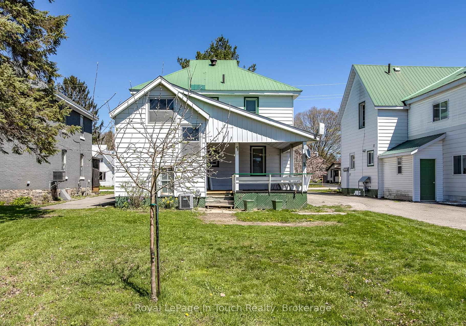 30-maria-street-penetanguishene-ontario-s12001120