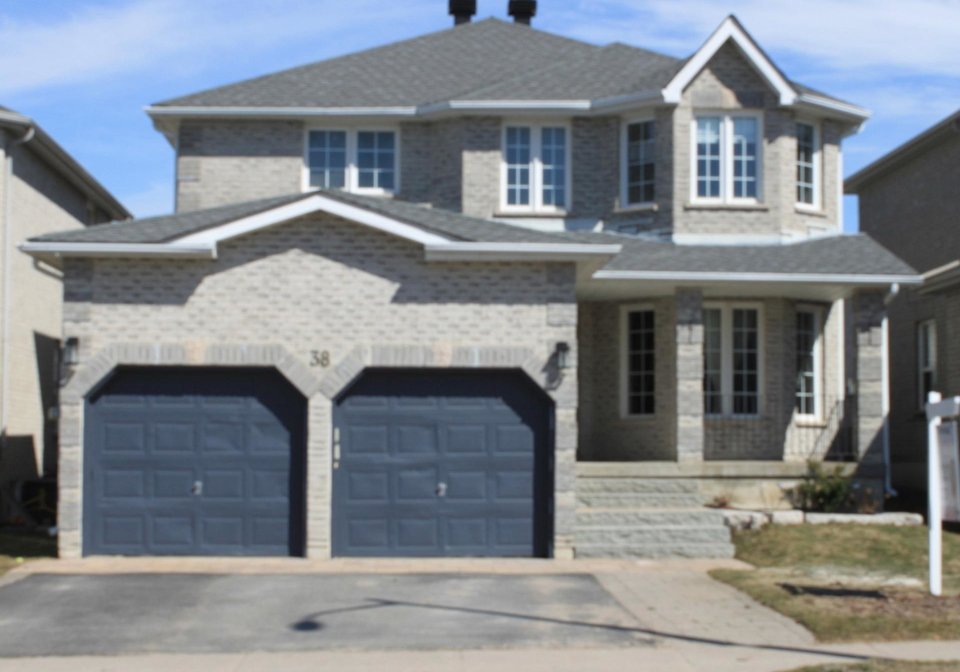 38-shaina-court-barrie-ontario-s12029557