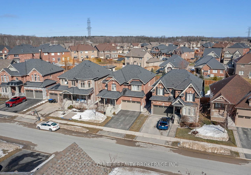 84-marks-road-springwater-ontario-s12030010
