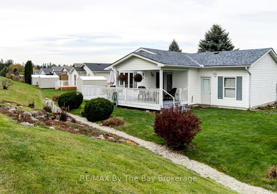 45-pennsylvania-avenue-wasaga-beach-ontario-s12033481