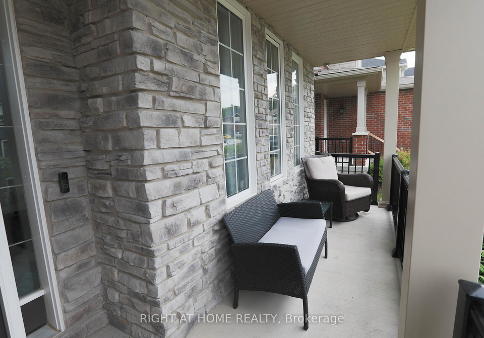 72-lockerbie-crescent-collingwood-ontario-s12036384