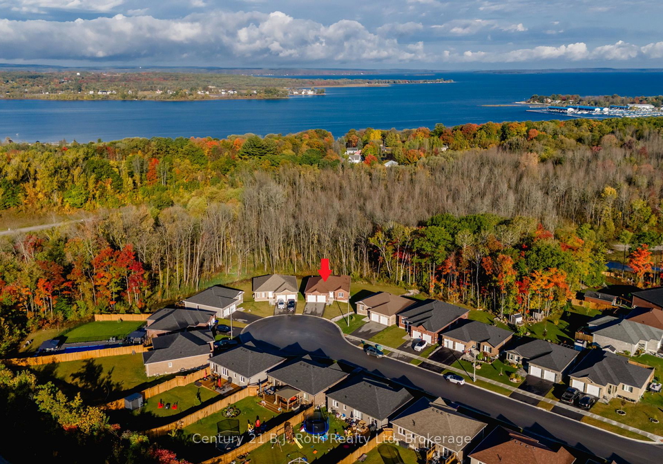 52-hunter-avenue-tay-ontario-s12041713