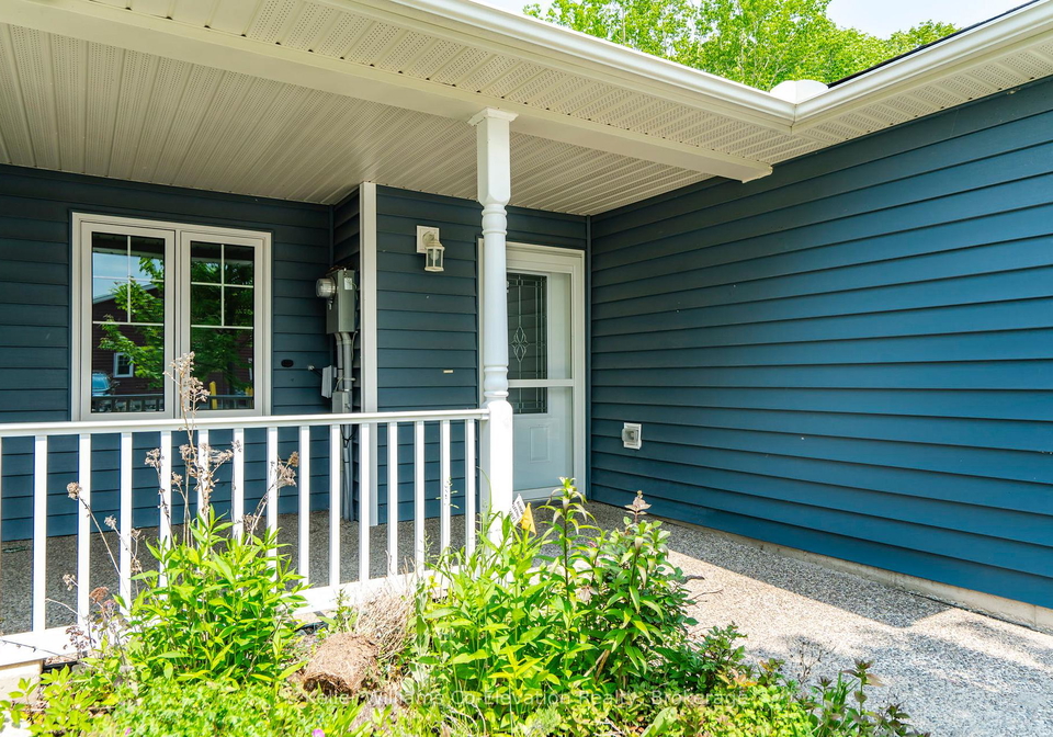 18-durham-drive-penetanguishene-ontario-s12046122