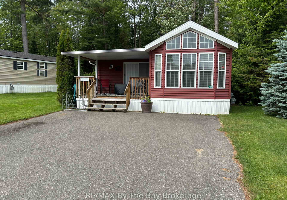 50-temagami-trail-wasaga-beach-ontario-s12047082