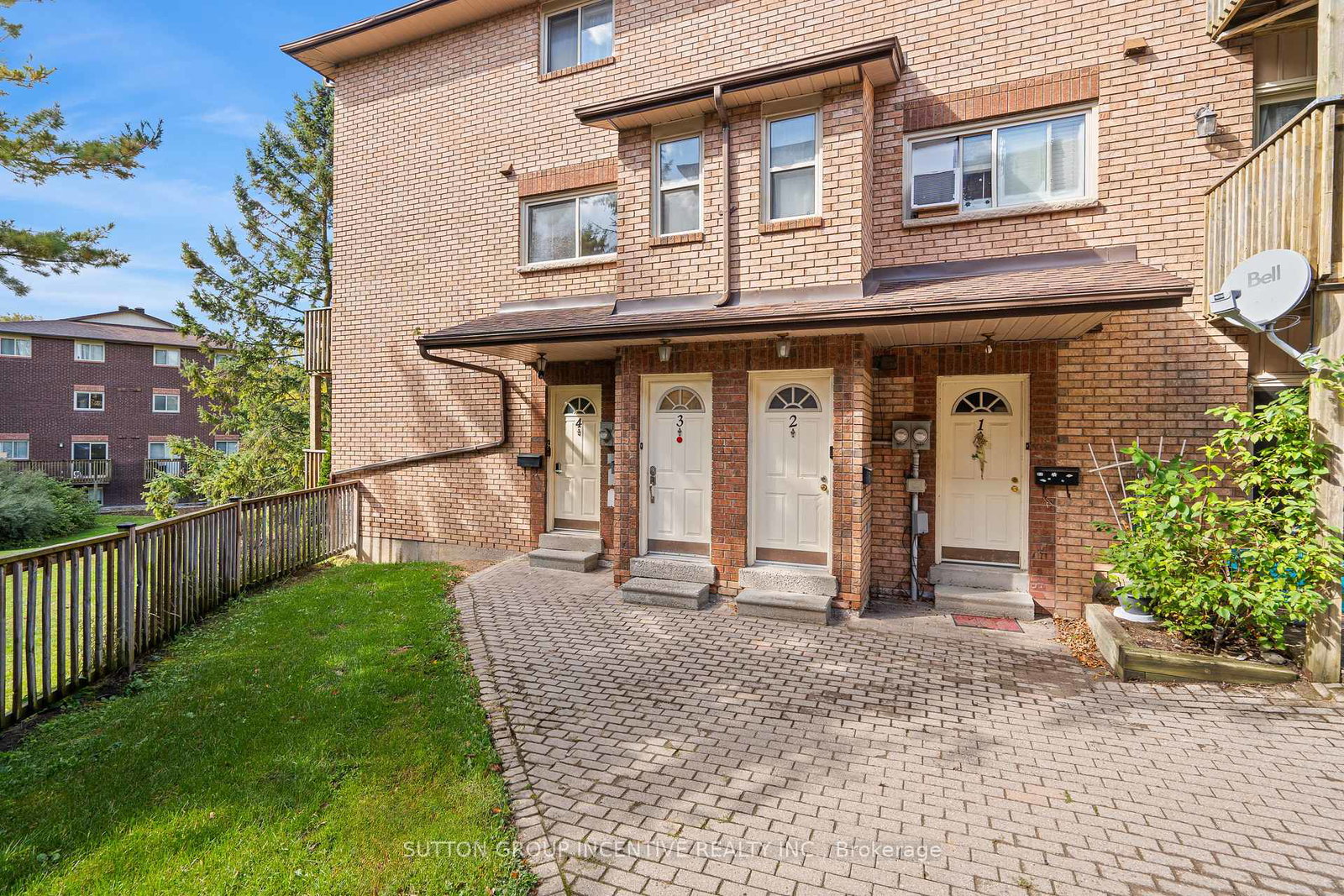 15-meadow-lane-barrie-ontario-s12053799