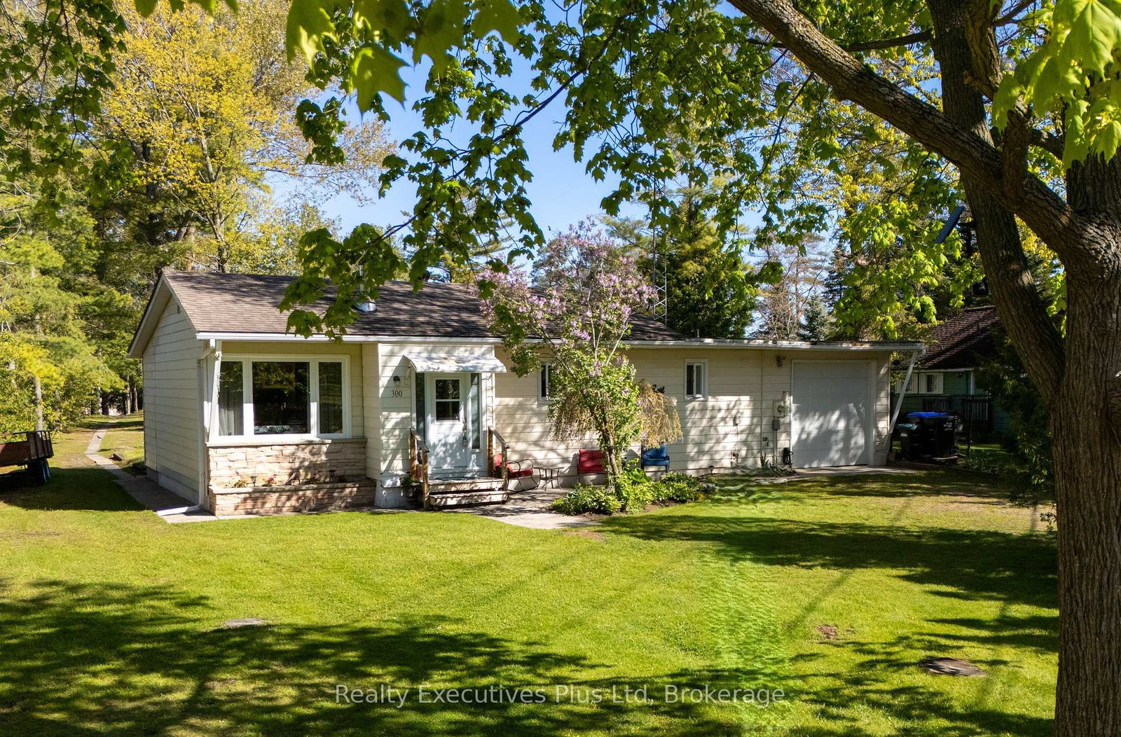 300-river-road-e-wasaga-beach-ontario-s12061544