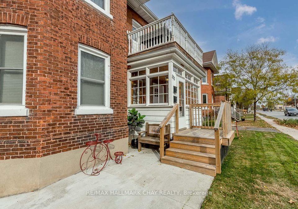 123-burton-avenue-barrie-ontario-s12063568