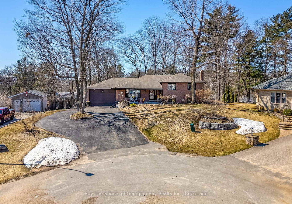 9-brule-street-penetanguishene-ontario-s12065956