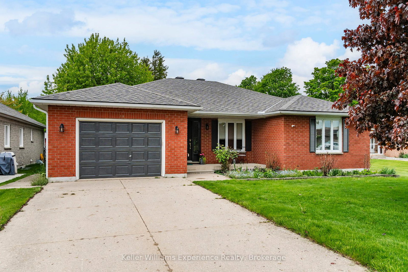 18-archer-crescent-springwater-ontario-s12071457
