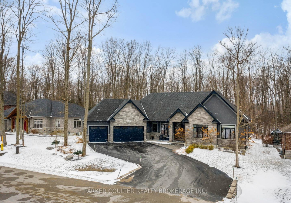 69-black-creek-trail-springwater-ontario-s12075575