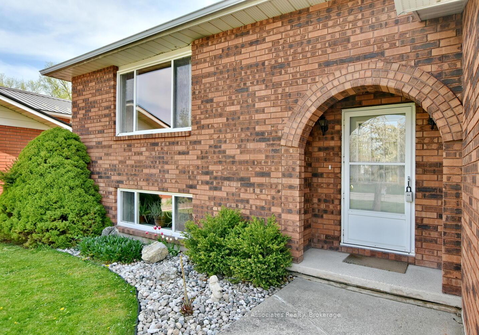 100-lockhart-road-collingwood-ontario-s12076898