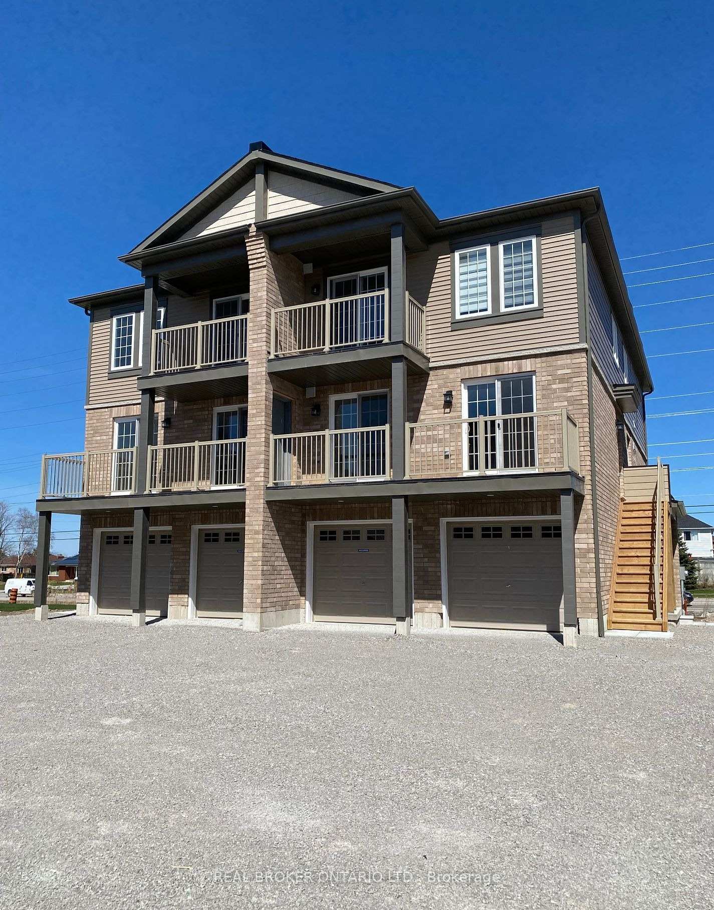 31-pumpkin-corner-crescent-barrie-ontario-s12076913