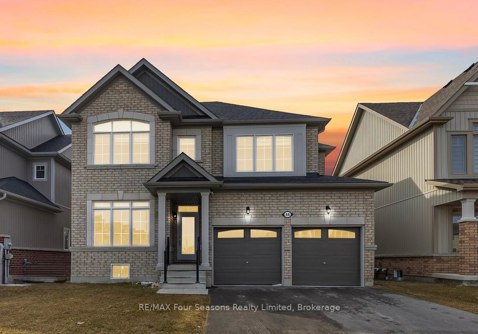 44-kirby-avenue-collingwood-ontario-s12078258
