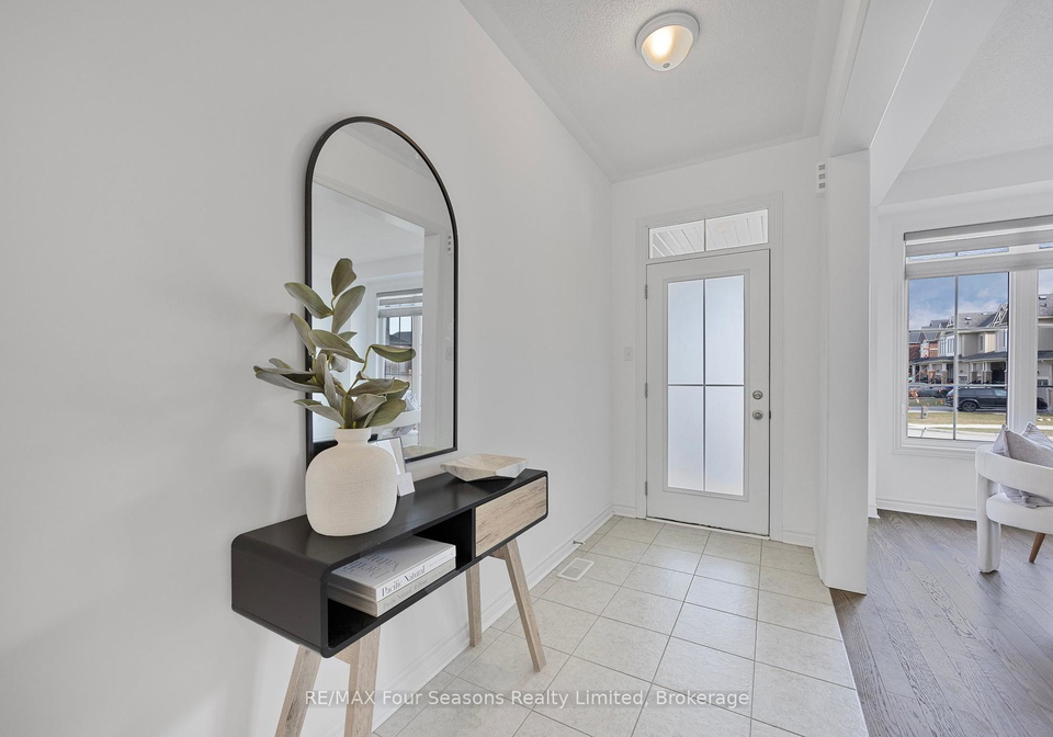 44-kirby-avenue-collingwood-ontario-s12078258