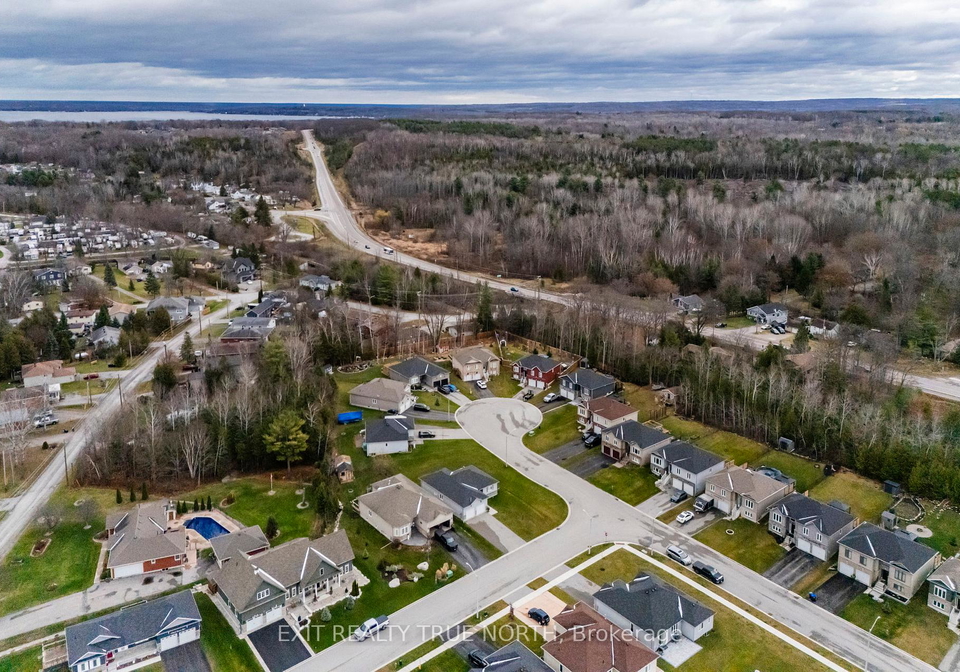11-charlie-rawson-boulevard-tay-ontario-s12081005
