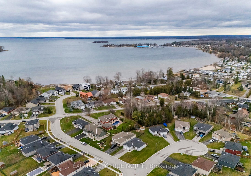 11-charlie-rawson-boulevard-tay-ontario-s12081005