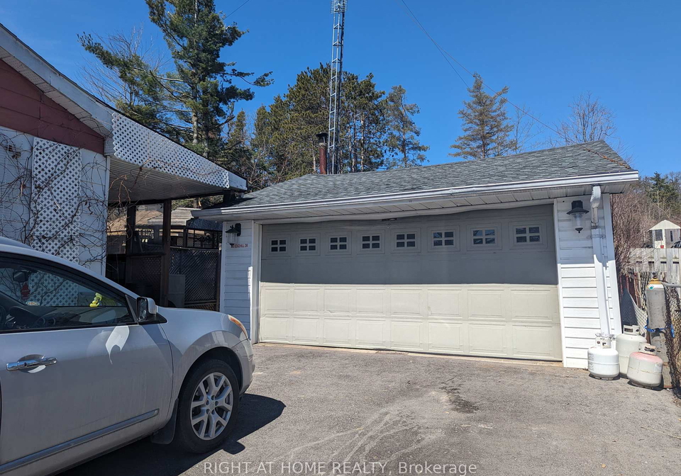 388-edgehill-drive-barrie-ontario-s12081455