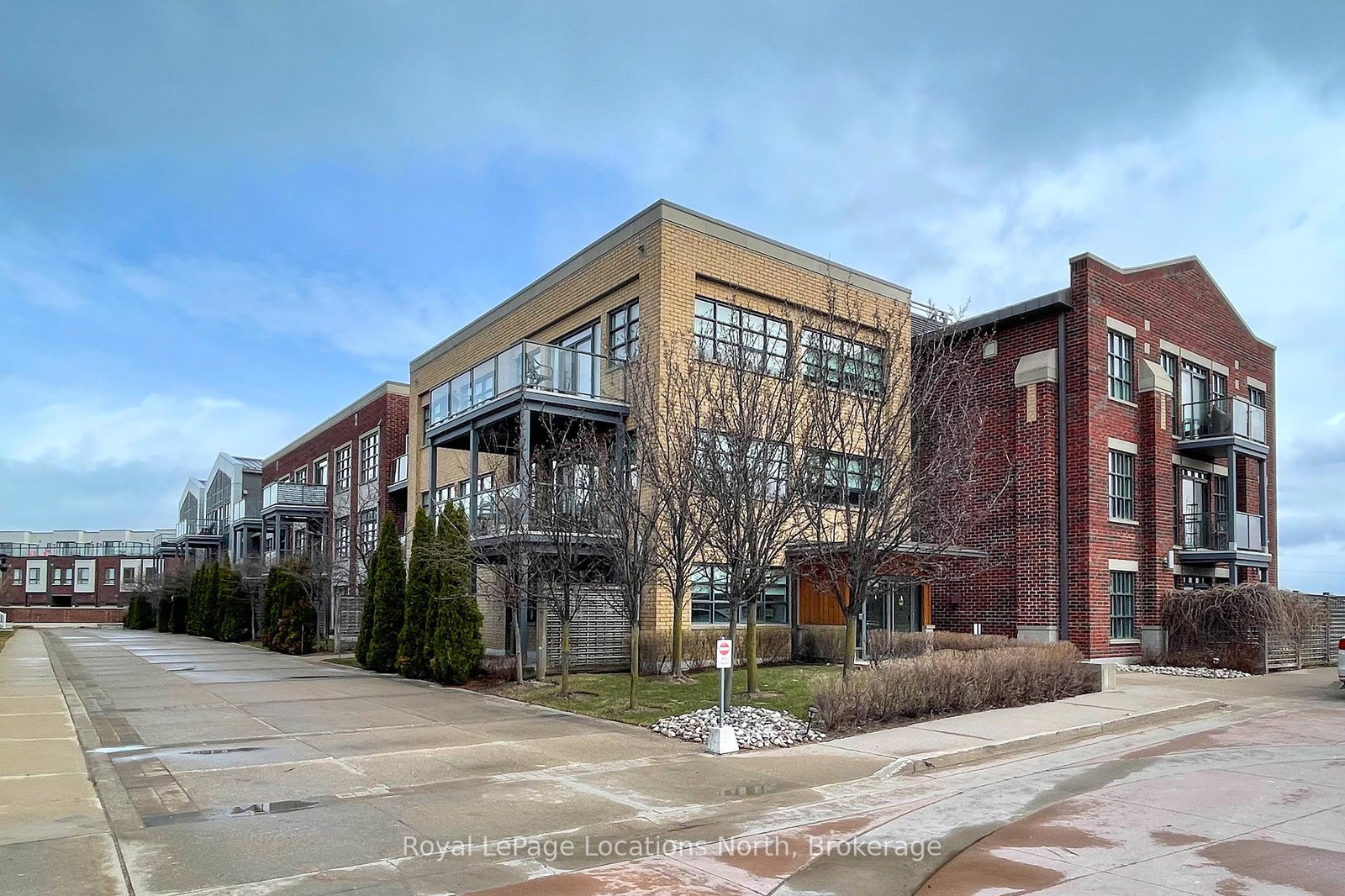 1-shipyard-lane-collingwood-ontario-s12089313