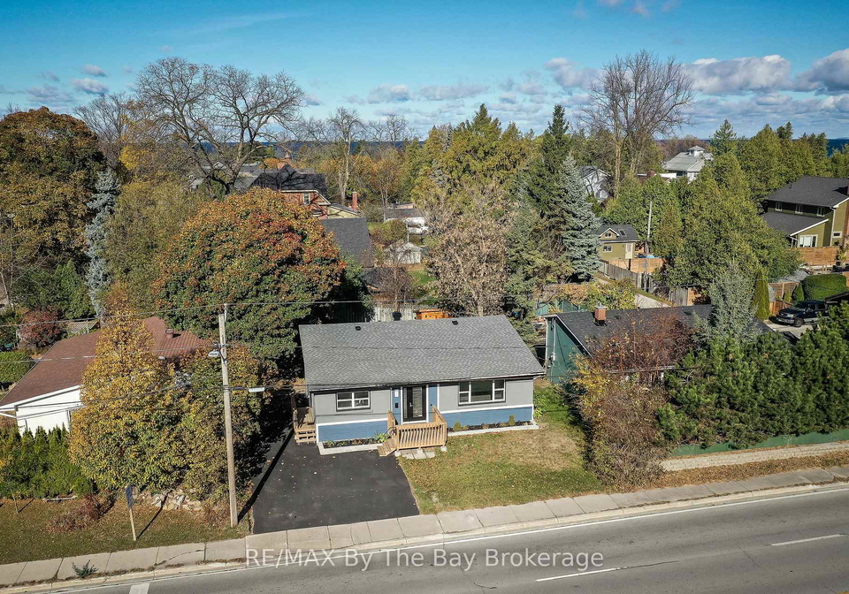 85-huron-street-collingwood-ontario-s12089443