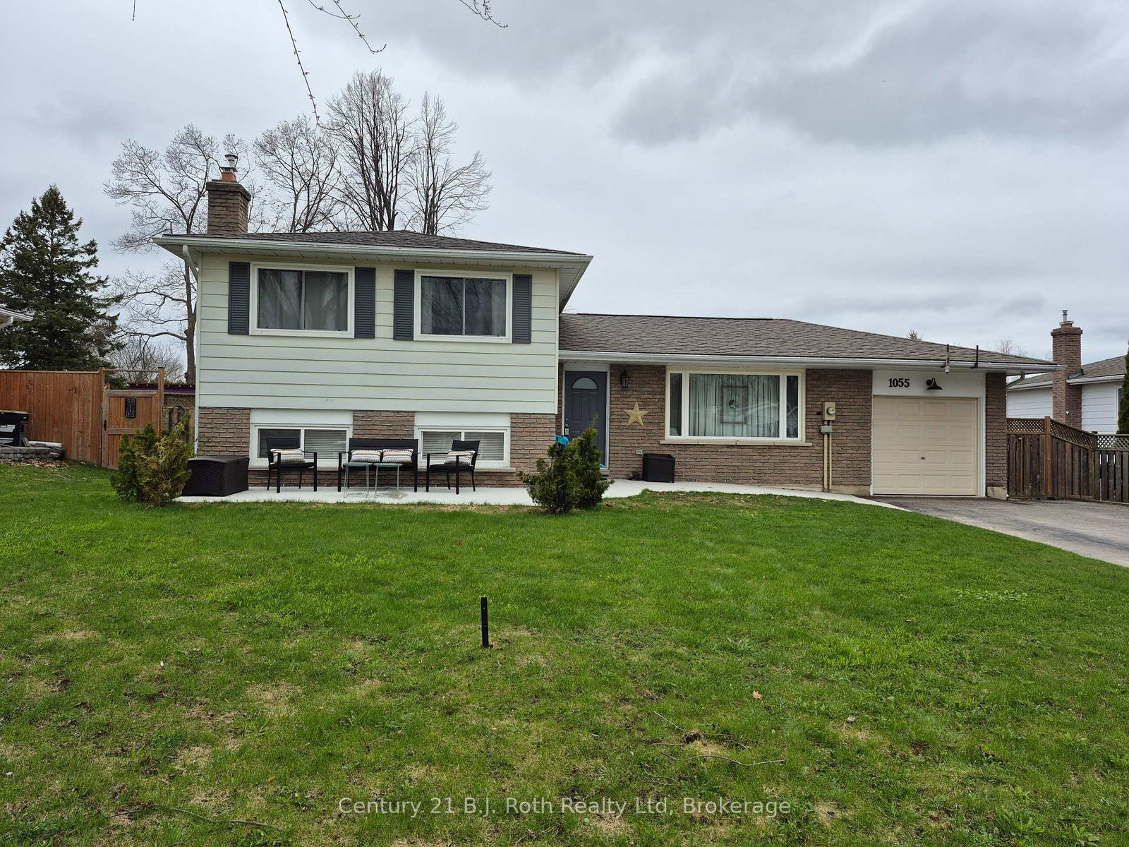 1055-glen-eagles-crescent-midland-ontario-s12089575