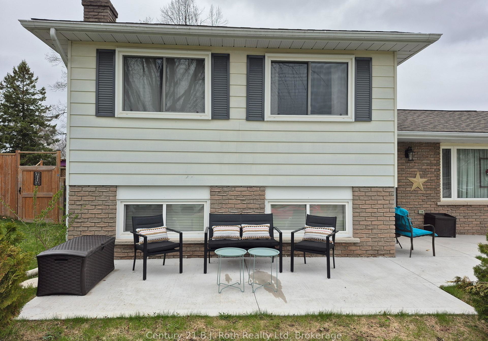 1055-glen-eagles-crescent-midland-ontario-s12089575
