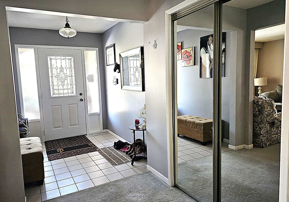 9-hailey-hollow-barrie-ontario-s12091674