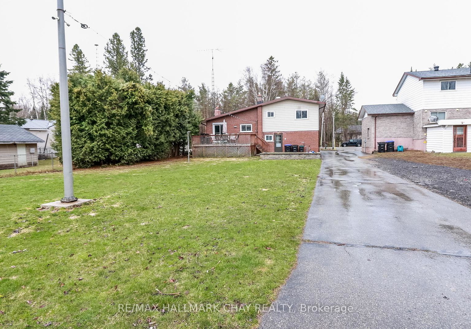 1587-gill-road-springwater-ontario-s12098726