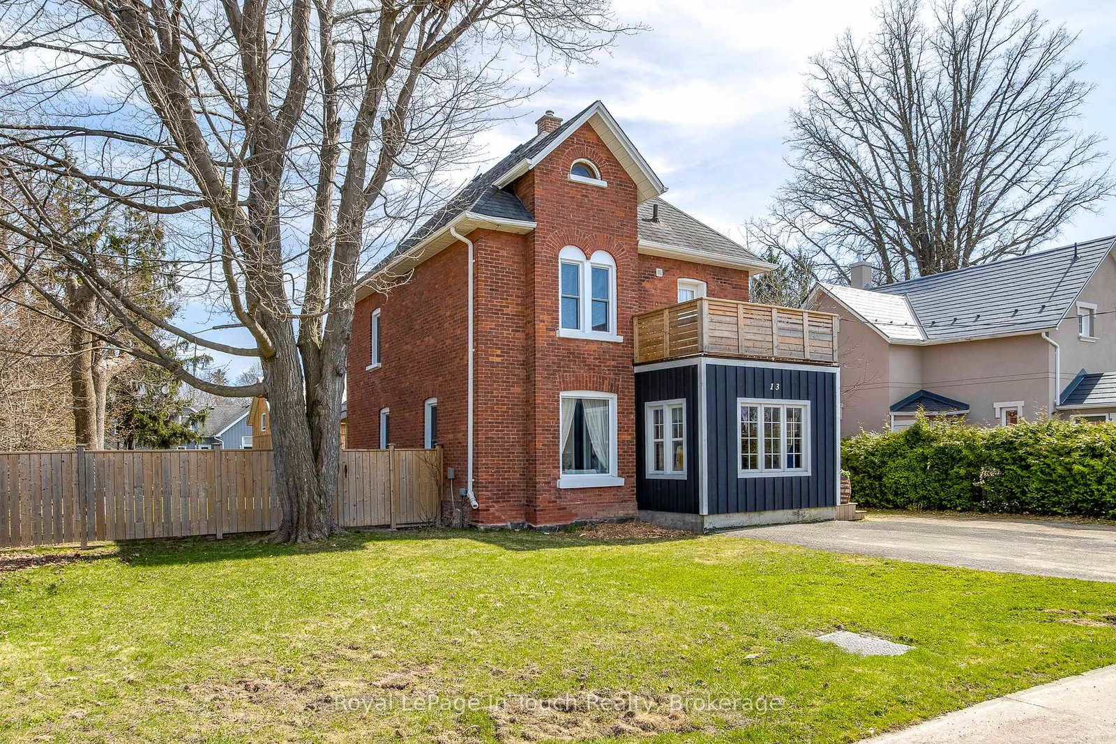 13-stone-street-springwater-ontario-s12104337