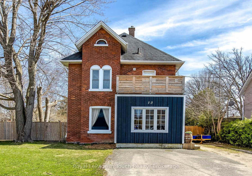 13-stone-street-springwater-ontario-s12104337