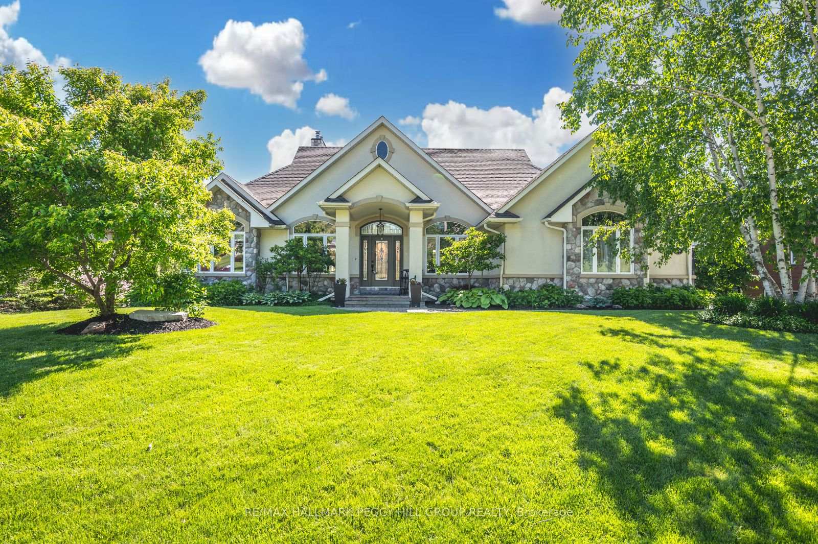 16-bridle-trail-springwater-ontario-s12108743