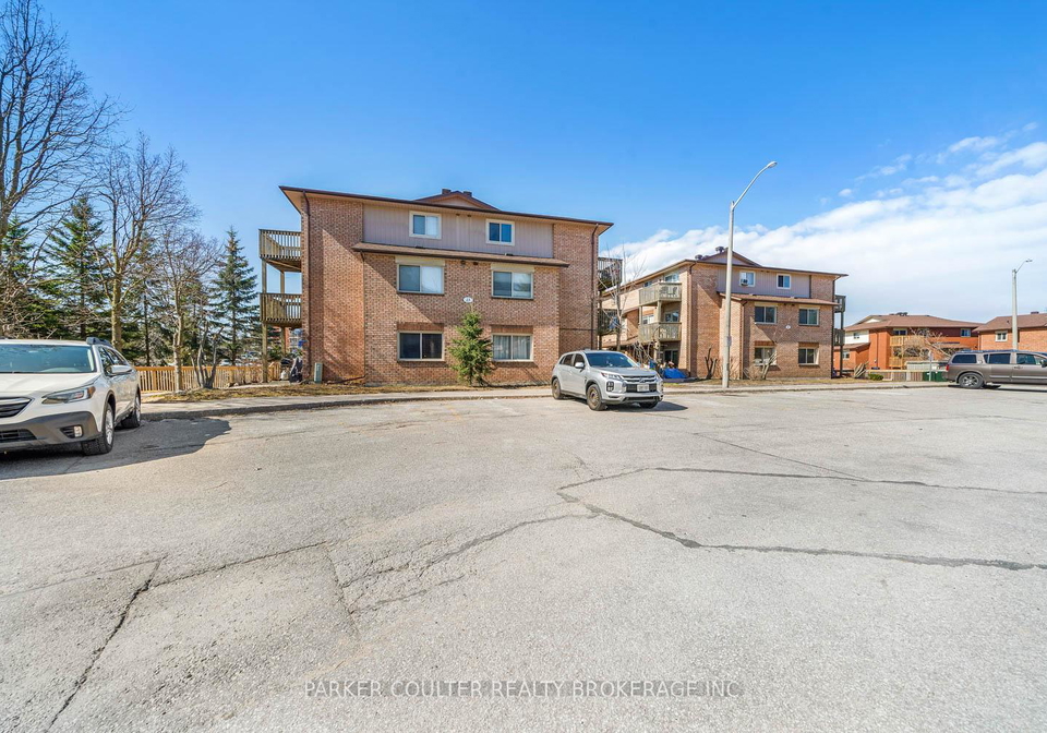 13-meadow-lane-barrie-ontario-s12111046