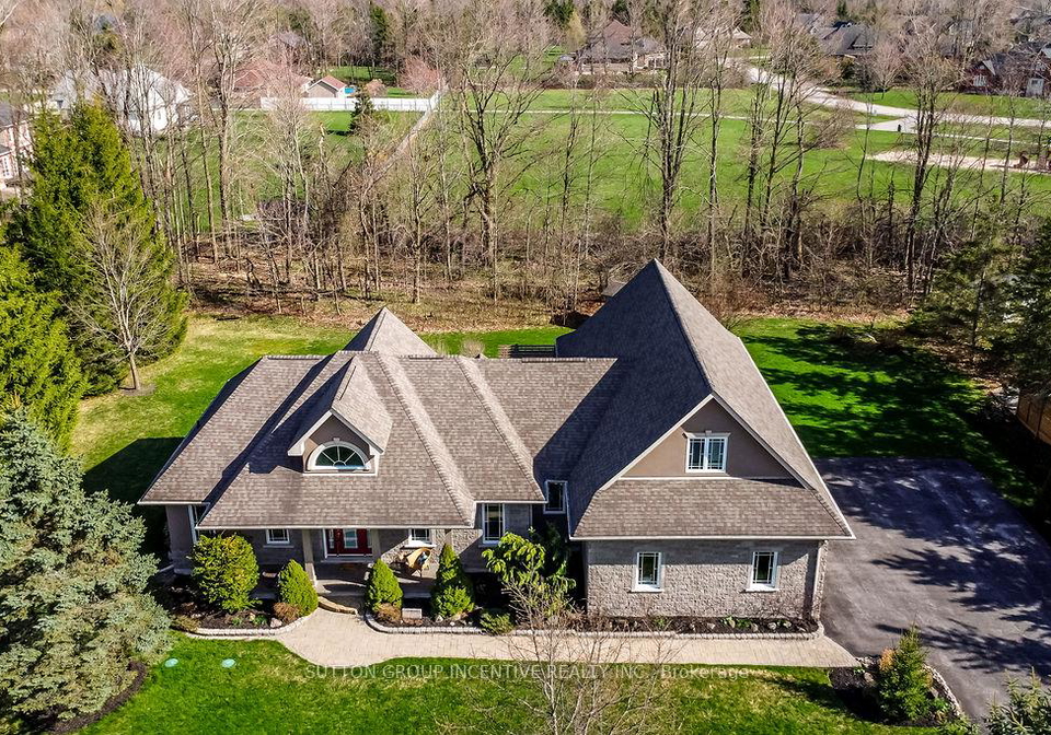 7-red-oak-crescent-oro-medonte-ontario-s12115031