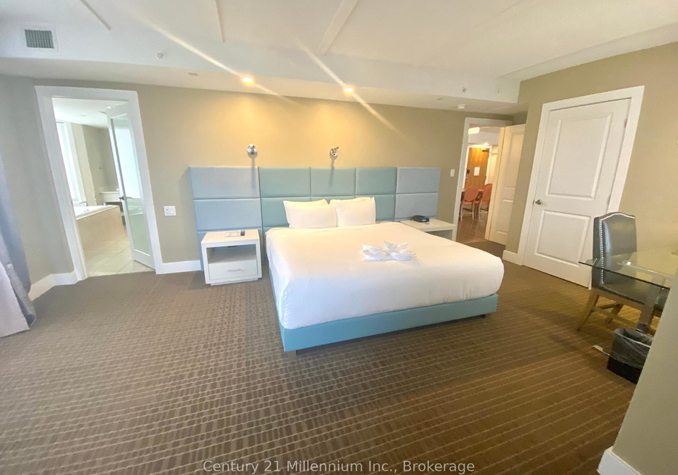 9-harbour-street-collingwood-ontario-s12117367