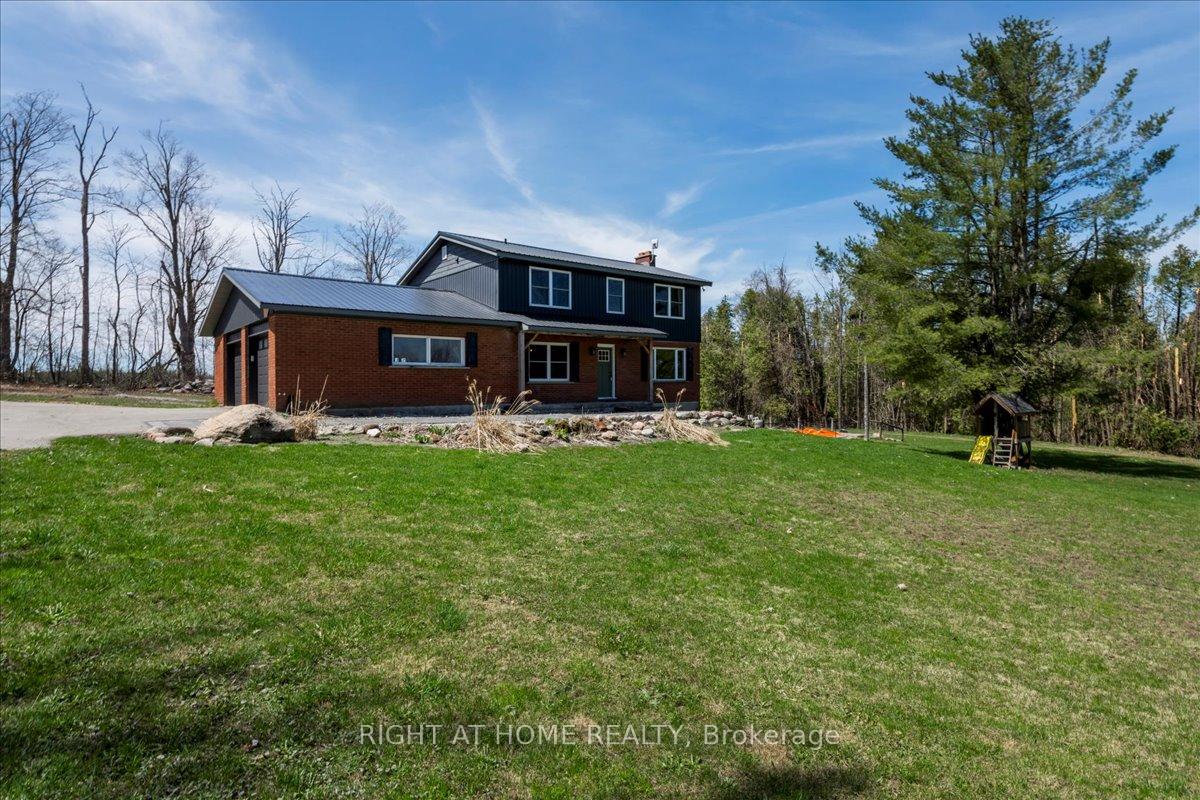 1384-1516-sideroad-e-oro-medonte-ontario-s12119289