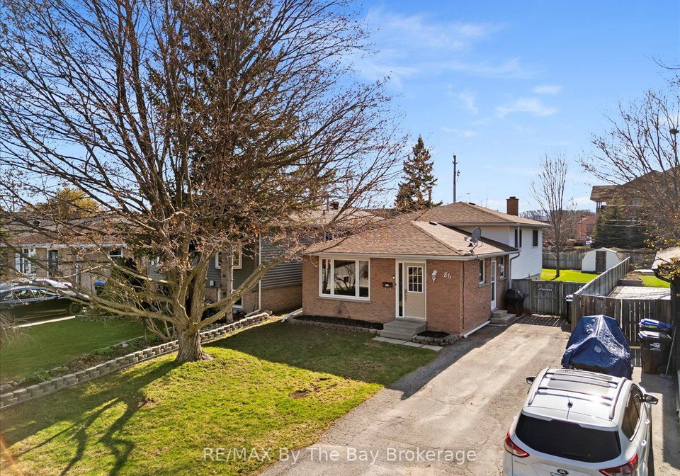 86-courtice-crescent-collingwood-ontario-s12121975