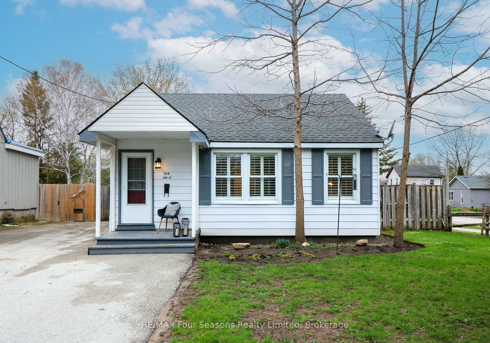 104-oak-street-collingwood-ontario-s12123623