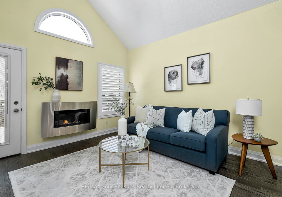 16-kari-crescent-collingwood-ontario-s12124579