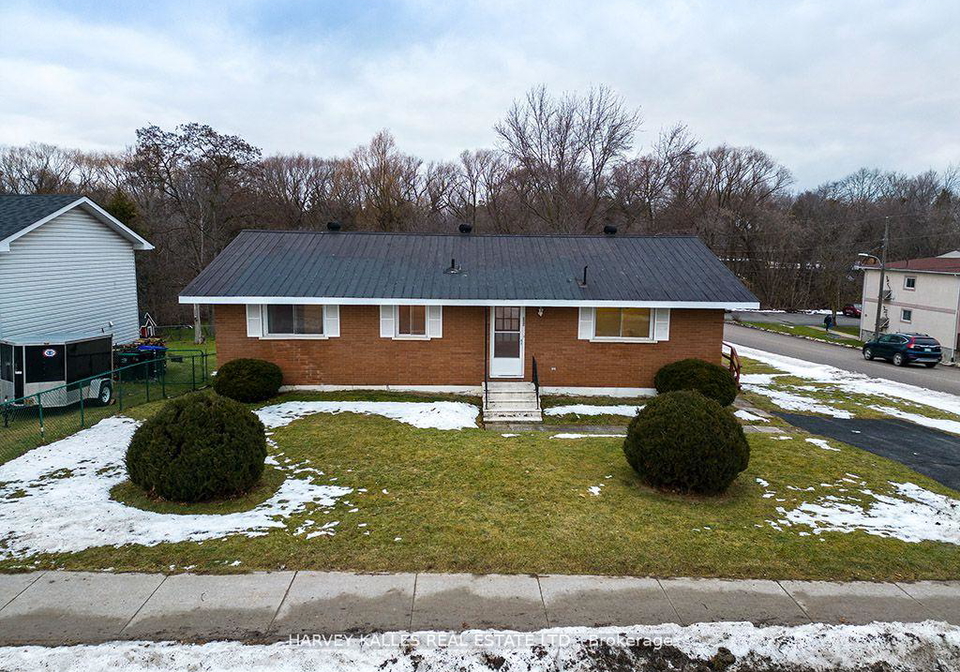 226-weir-street-clearview-ontario-s12128692