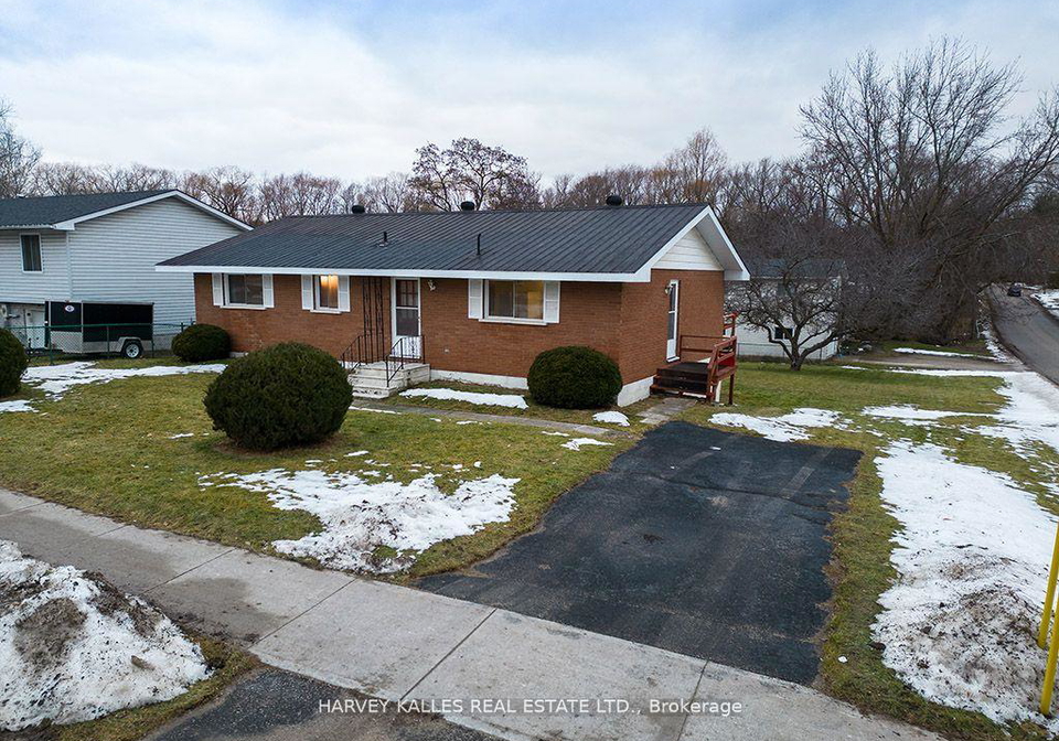 226-weir-street-clearview-ontario-s12128692