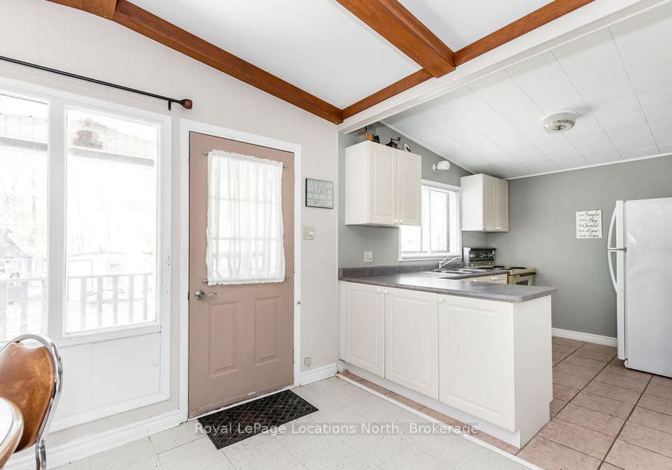 102-35th-street-n-wasaga-beach-ontario-s12129075