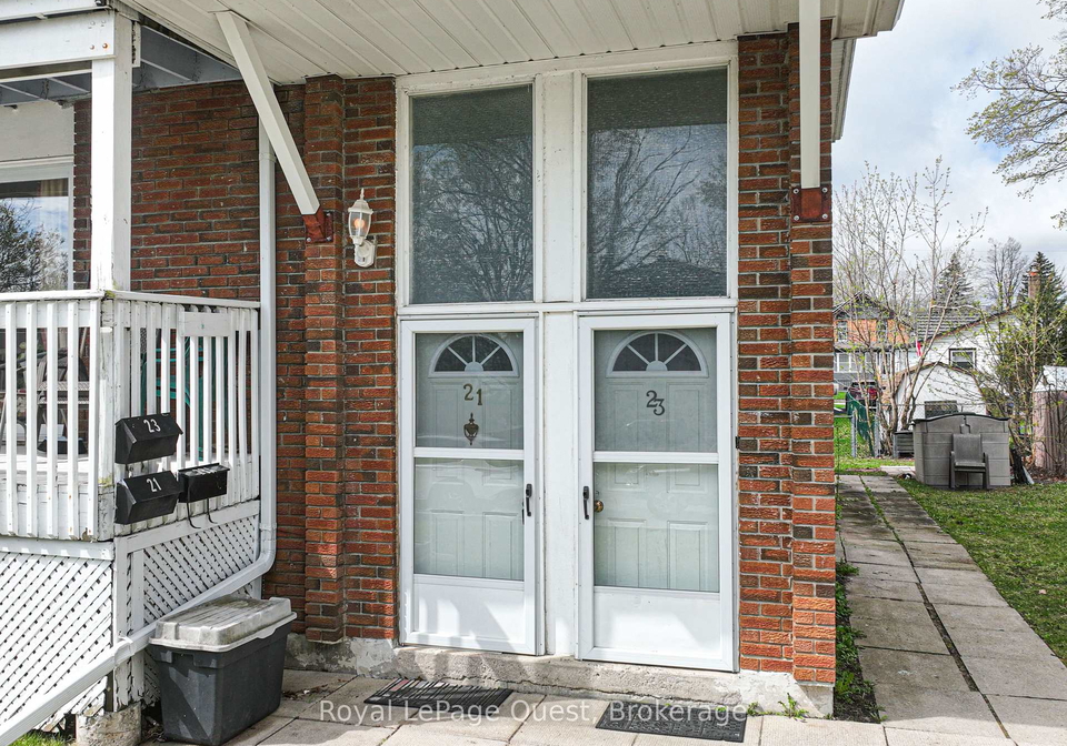 21-kings-court-orillia-ontario-s12132327