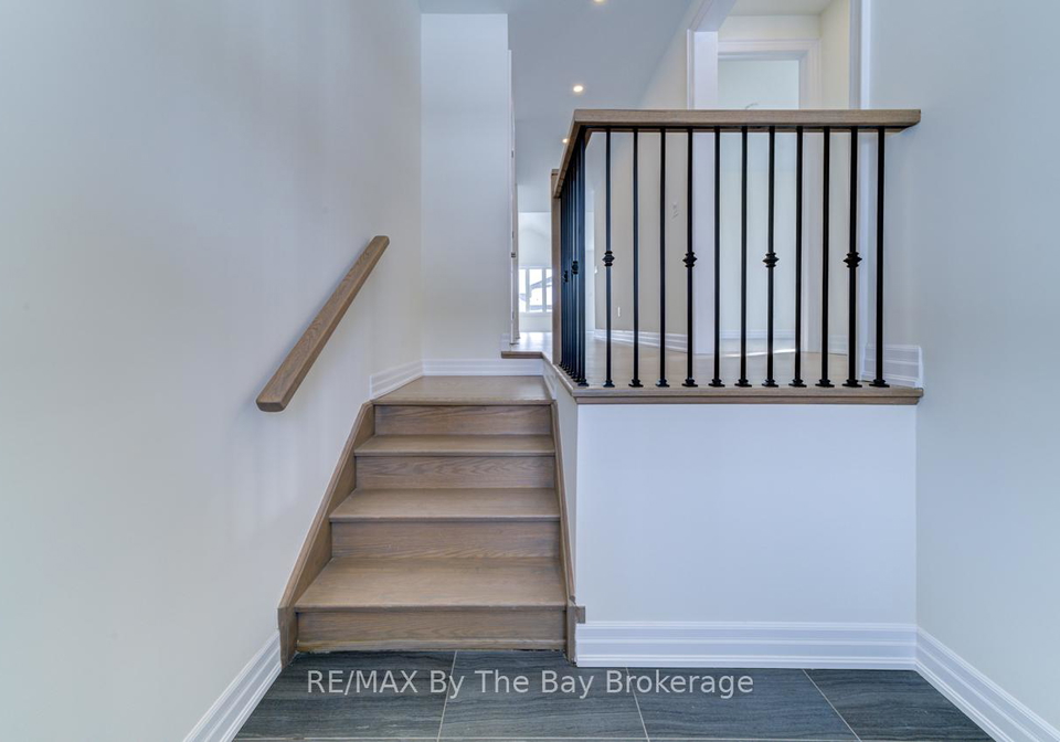 190-mapleside-drive-wasaga-beach-ontario-s12132377