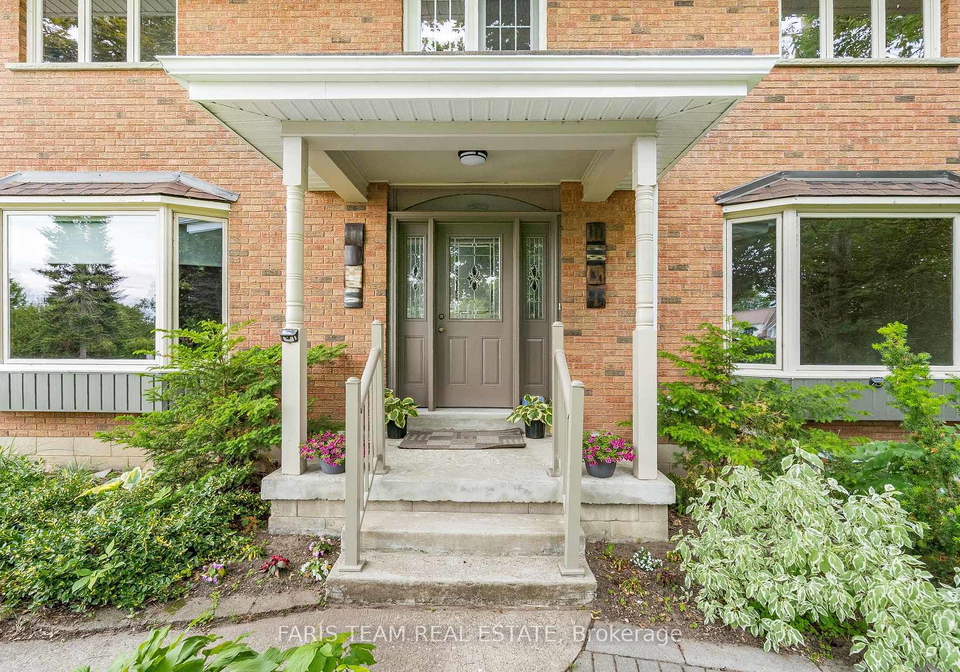 168-lakeshore-road-w-oro-medonte-ontario-s12133105
