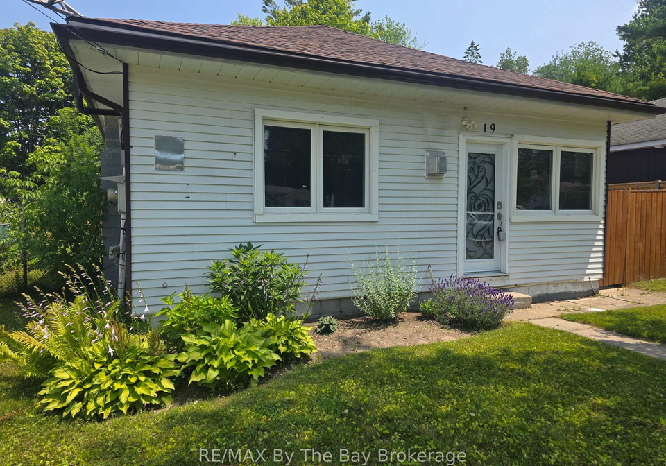 19-59th-street-s-wasaga-beach-ontario-s12136450