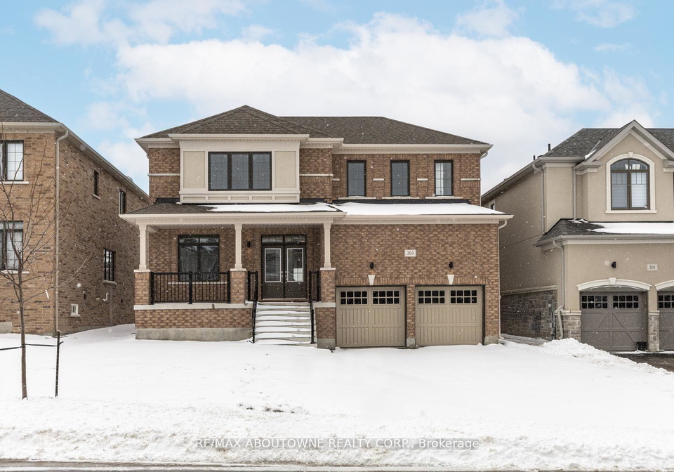 203-warden-street-clearview-ontario-s12137476