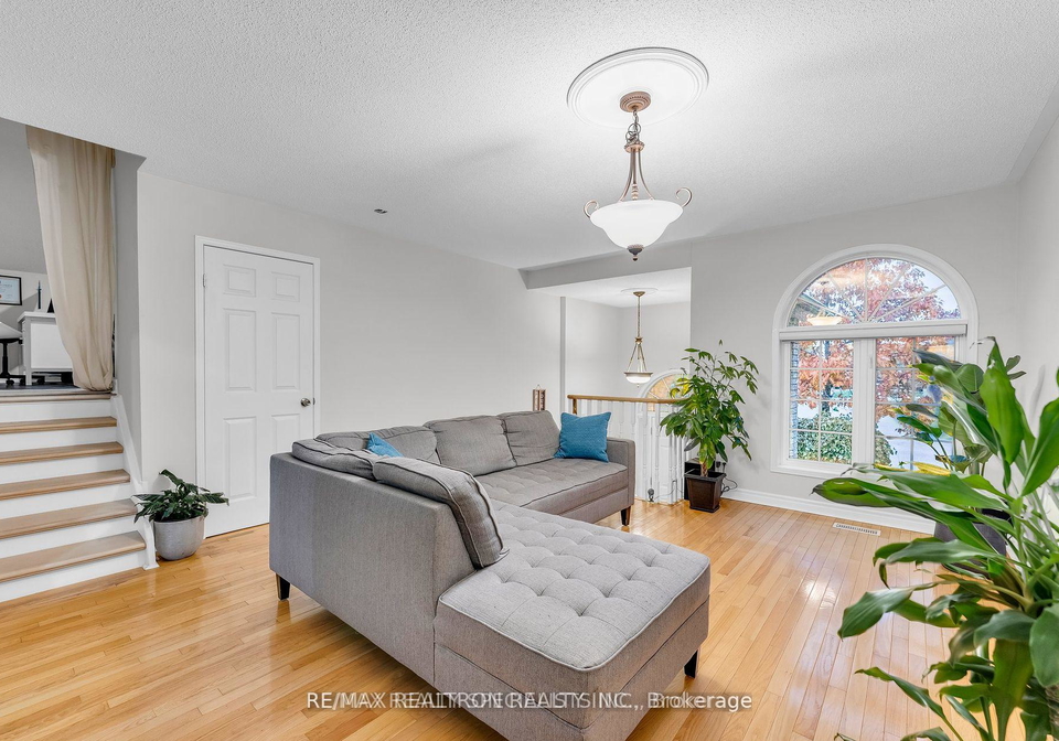 7-maragret-drive-barrie-ontario-s12139956