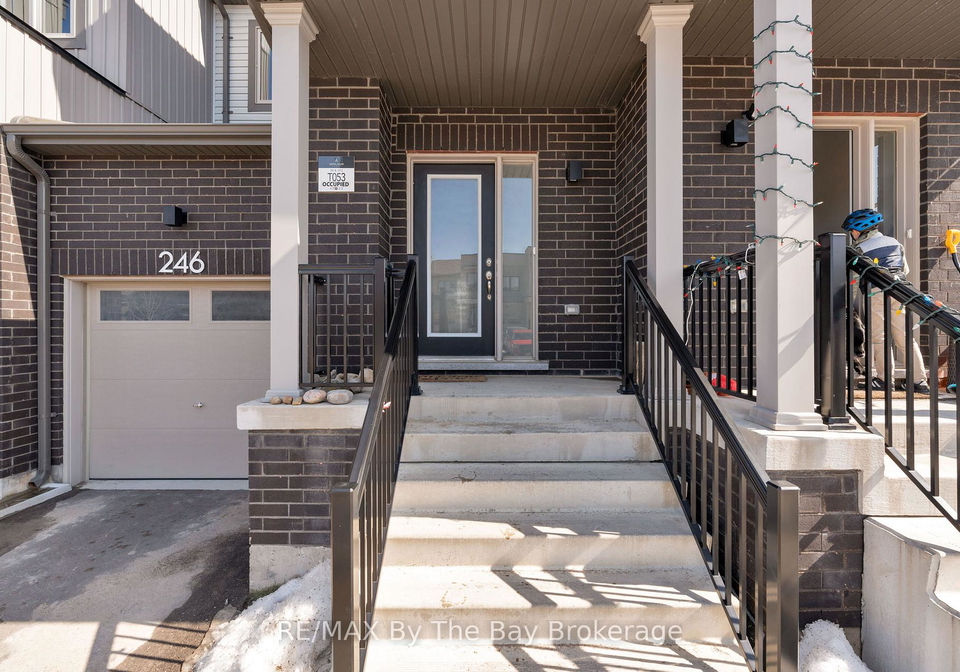 246-atkinson-street-clearview-ontario-s12140722
