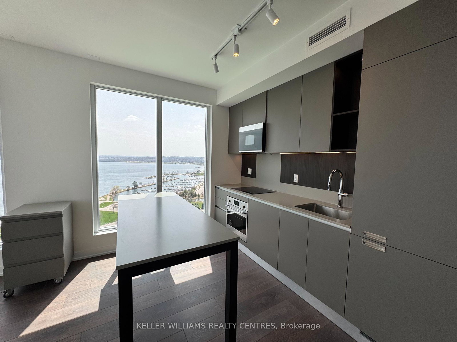 39-mary-street-barrie-ontario-s12143351