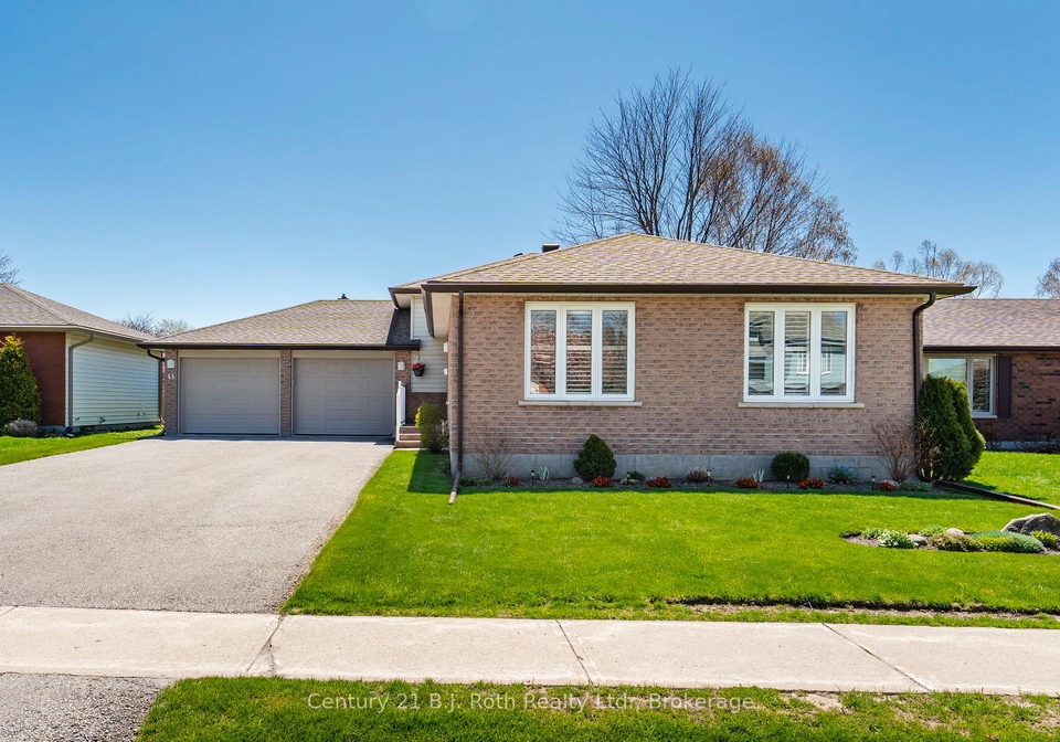 13-archer-crescent-springwater-ontario-s12146730