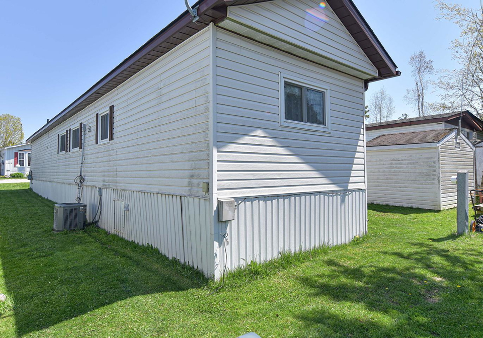 4106-ash-crescent-severn-ontario-s12146879